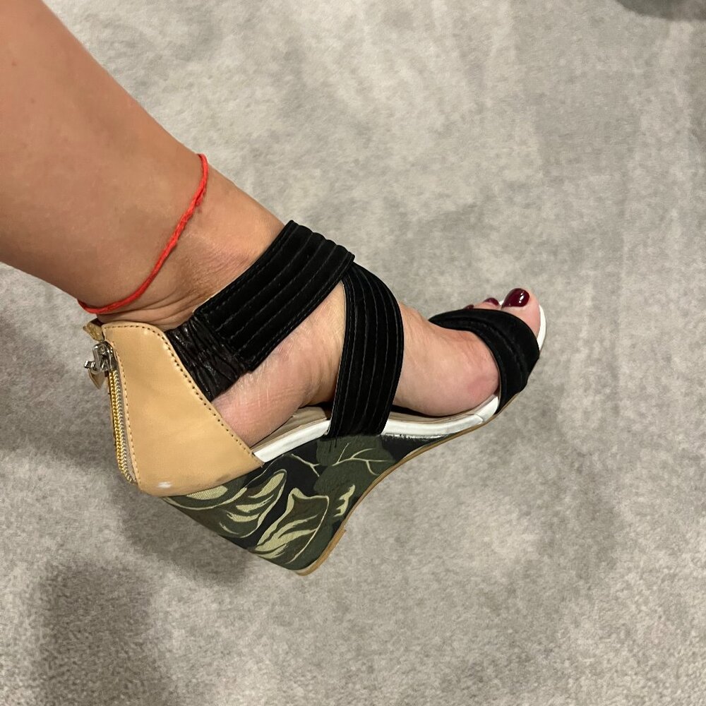 Black Suede Strap Wedge Sandals – size US 7